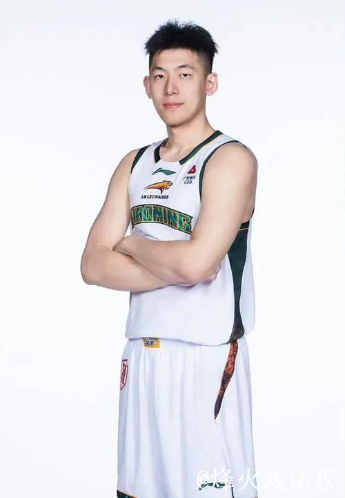 辽宁三将强势表现!威尔斯王岚嵚掌控外线,张陈治锋称霸内线 辽宁三将强势表现!威尔斯王岚嵚掌控外线,张陈治锋称霸内线